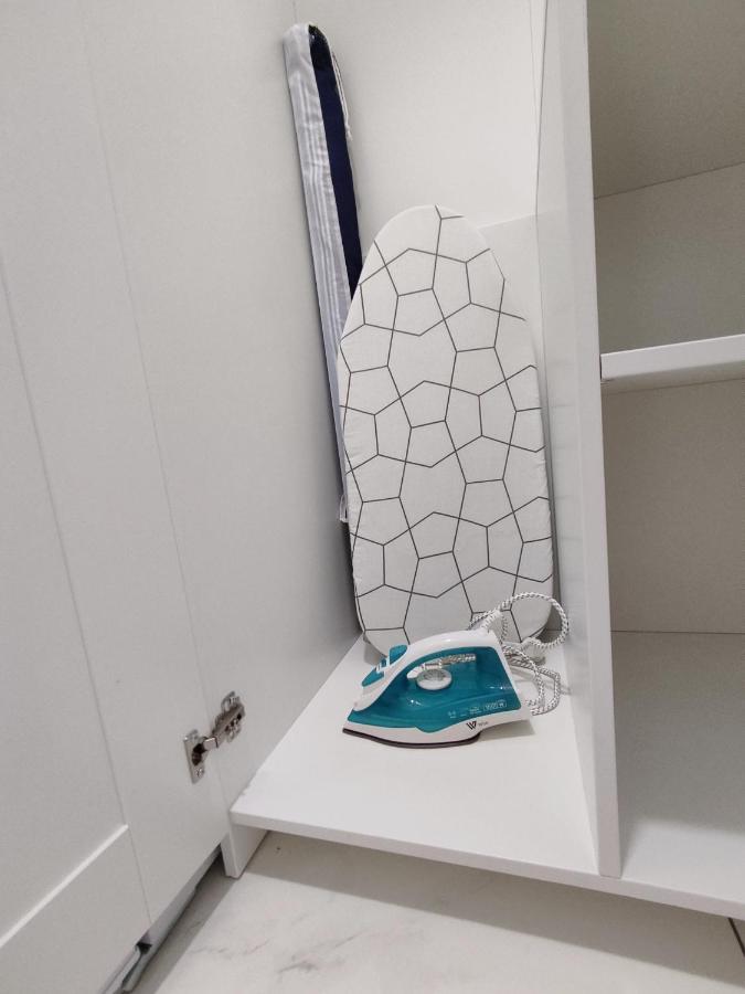Zafiro Alicante Bagian luar foto